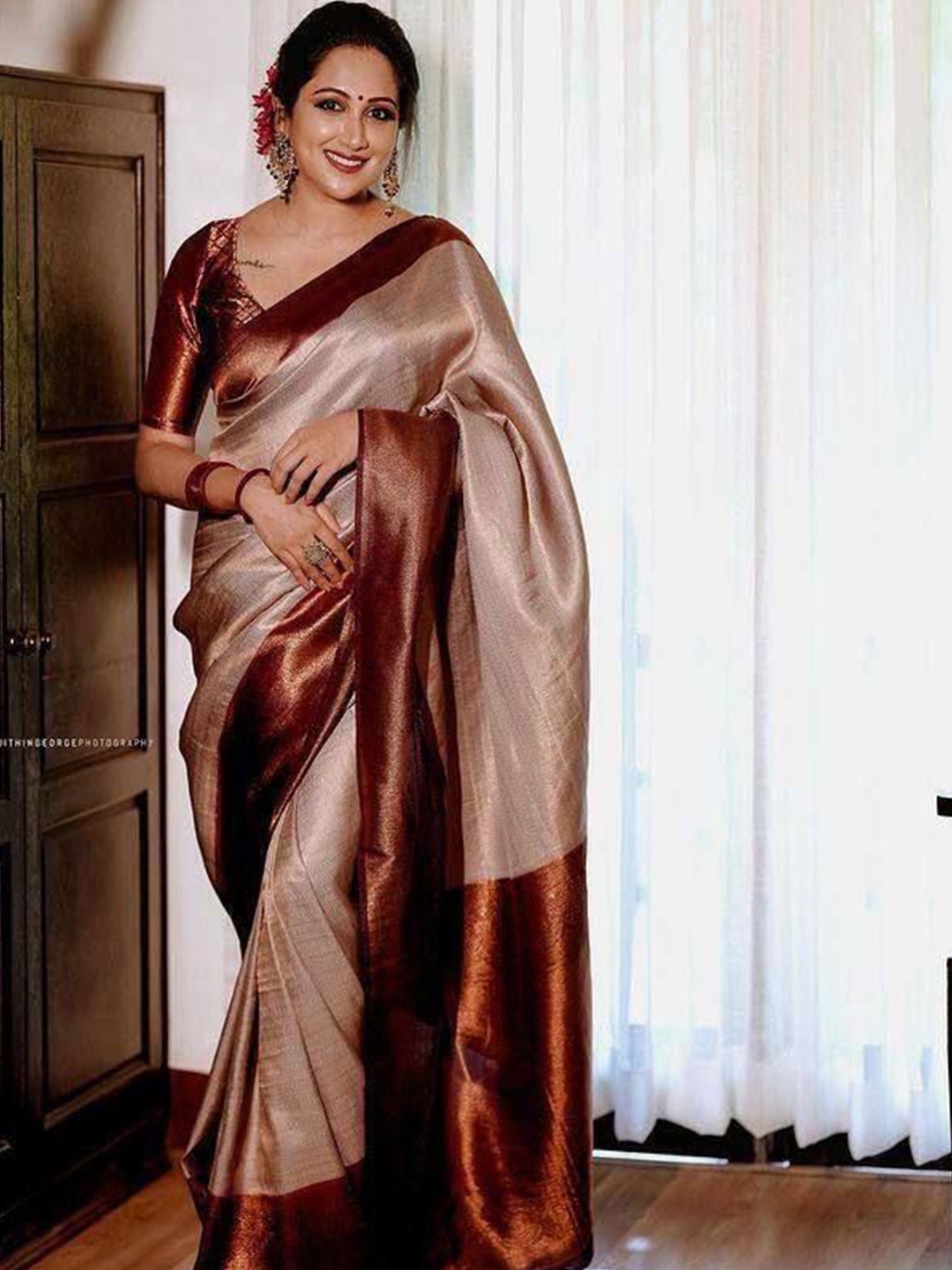 

bansari textiles Woven Design Zari Kanjeevaram Saree, Beige