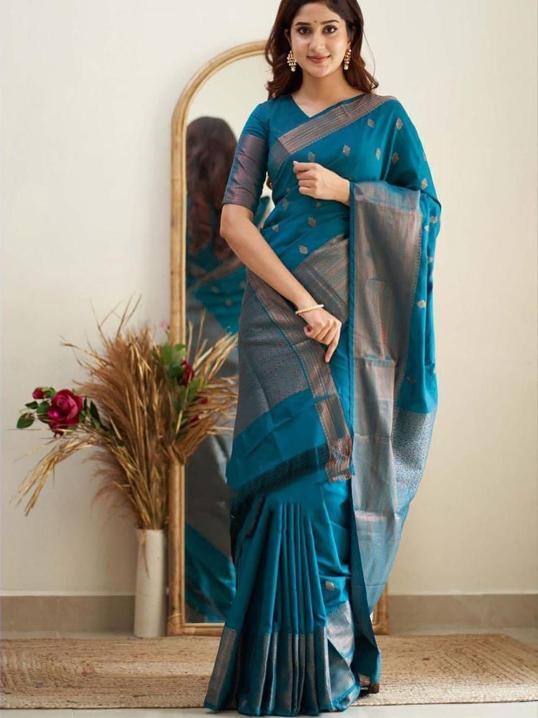 

bansari textiles Woven Design Zari Kanjeevaram Saree, Blue