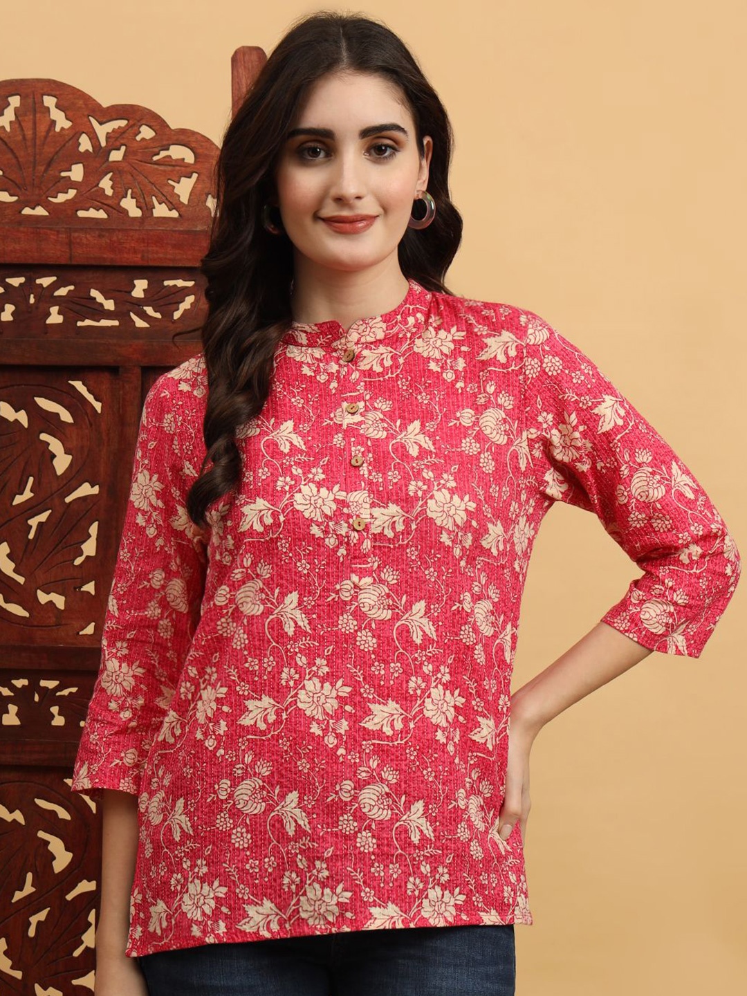 

Anouk Rustic Women Floral Printed Kurti, Pink