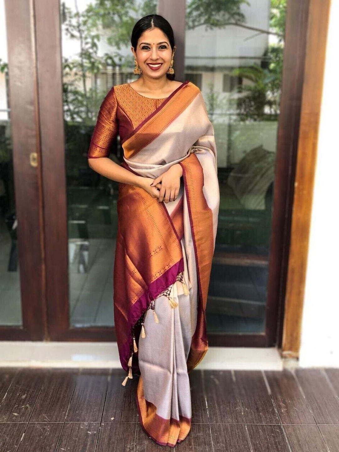 

bansari textiles Woven Design Zari Kanjeevaram Saree, Cream