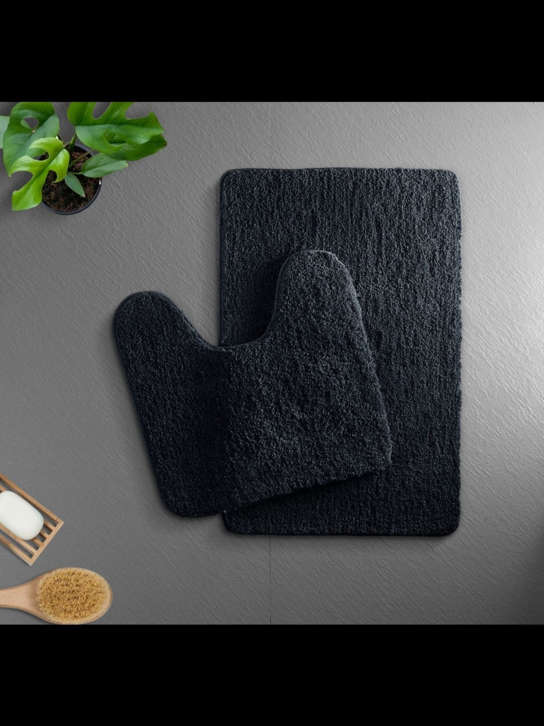 

MAA HOME CONCEPT Black Anti Skid Bath Rug