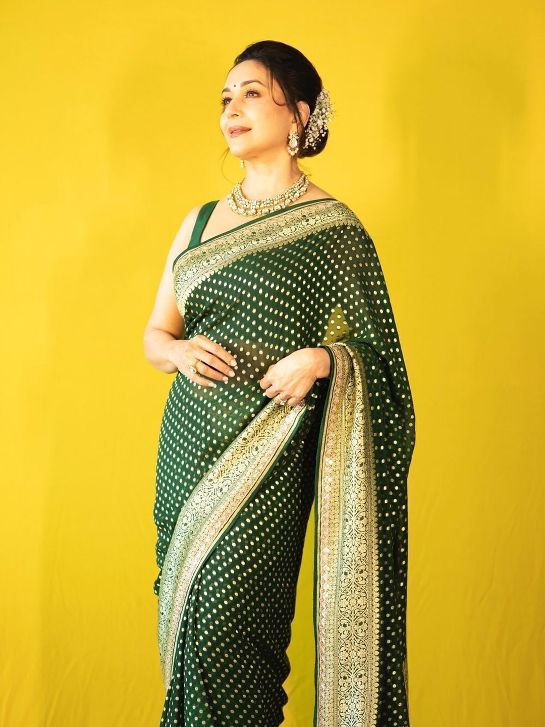 

bansari textiles Banarasi Saree, Green