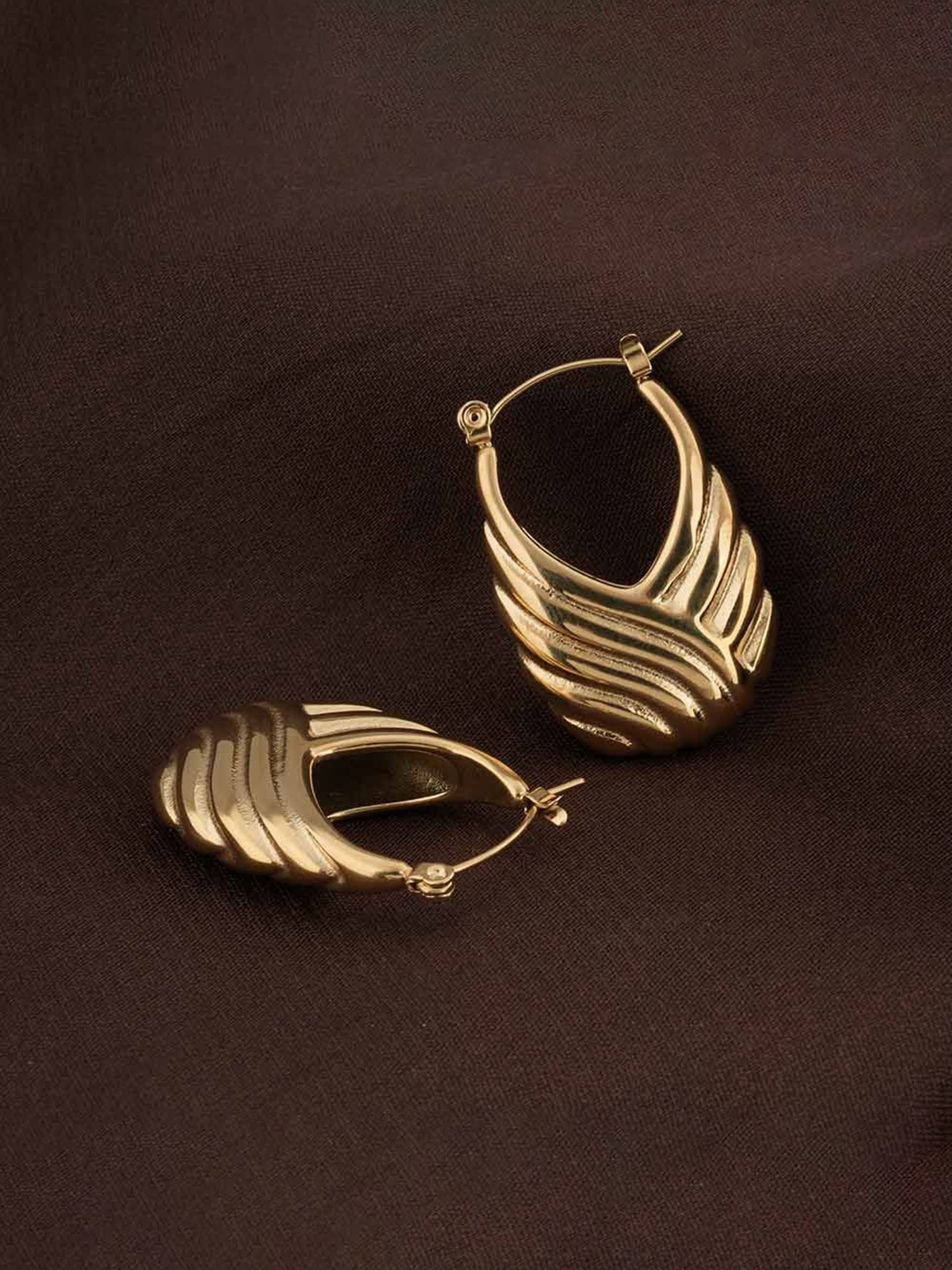 

PALMONAS Contemporary Hoop Earrings, Gold