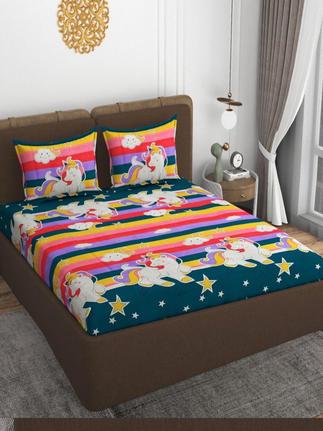 

VOMZER Green & Pink Printed Cotton 210 TC King Bedsheet Set-1.98 m x 1.83 m