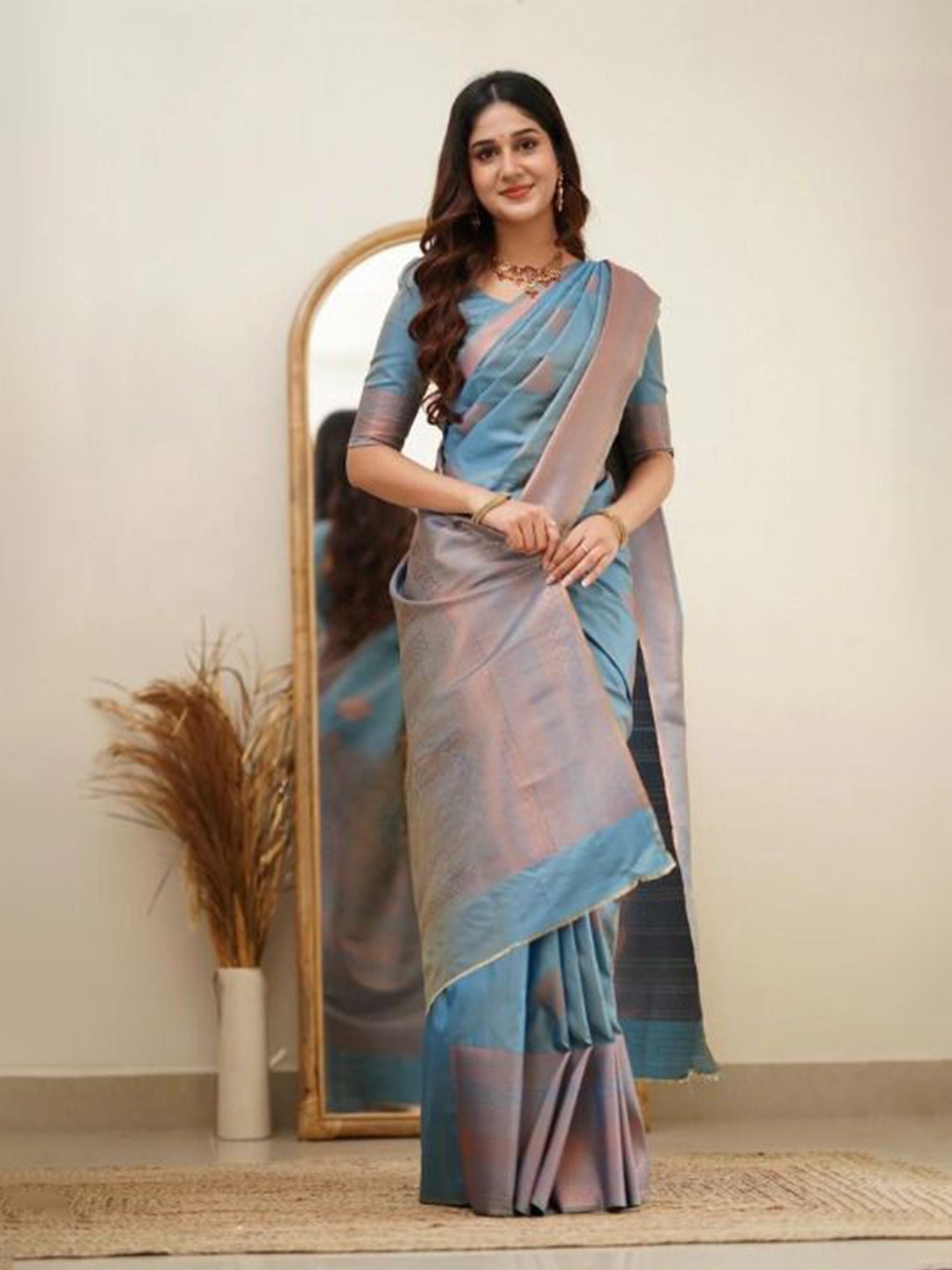 

bansari textiles Woven Design Zari Kanjeevaram Saree, Blue
