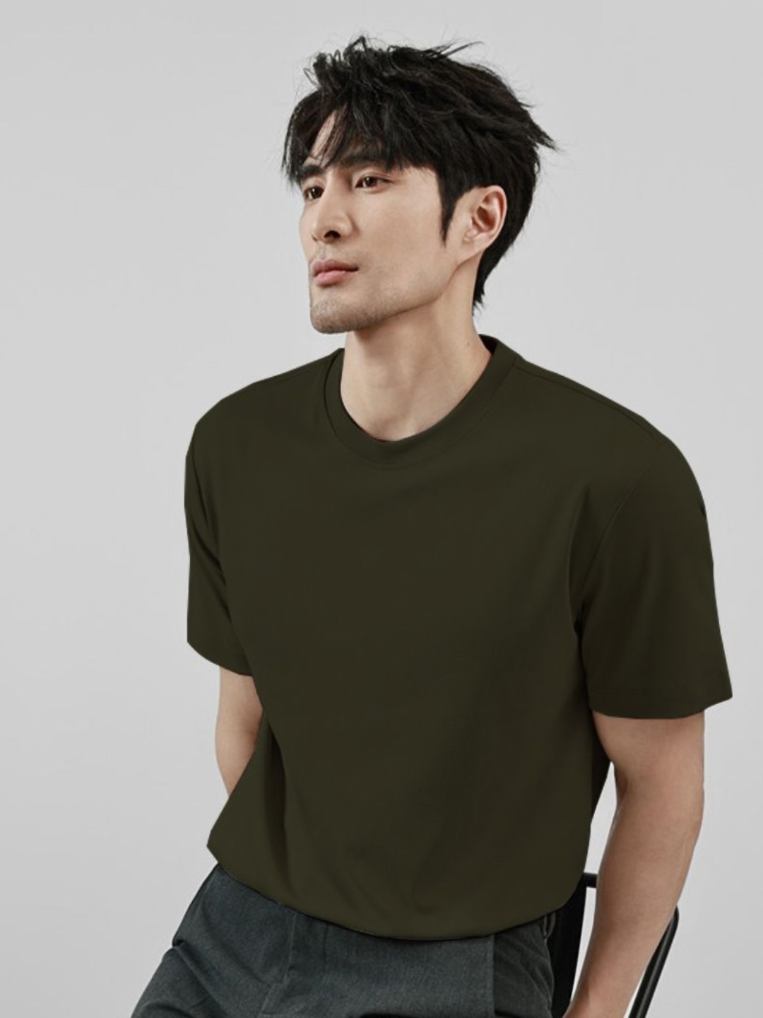 

madfrog Men Solid Round Neck Cotton T-shirt, Olive
