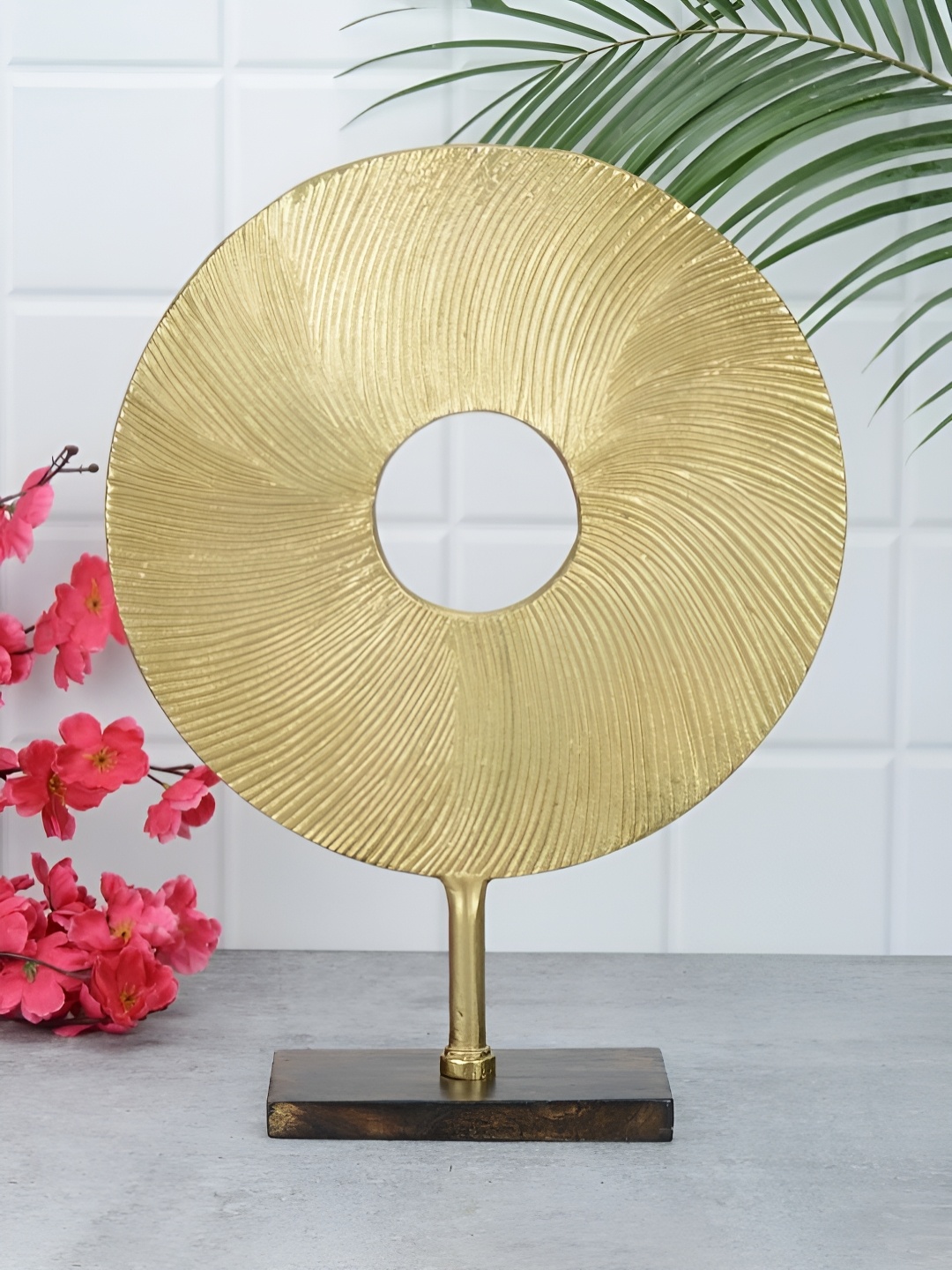 

Maison Modern Gold-Toned Figurine Showpiece