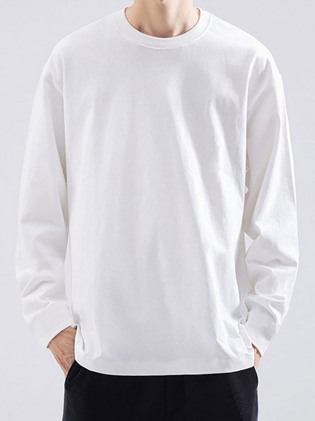 

StyleCast x Revolte Men T-shirt, White