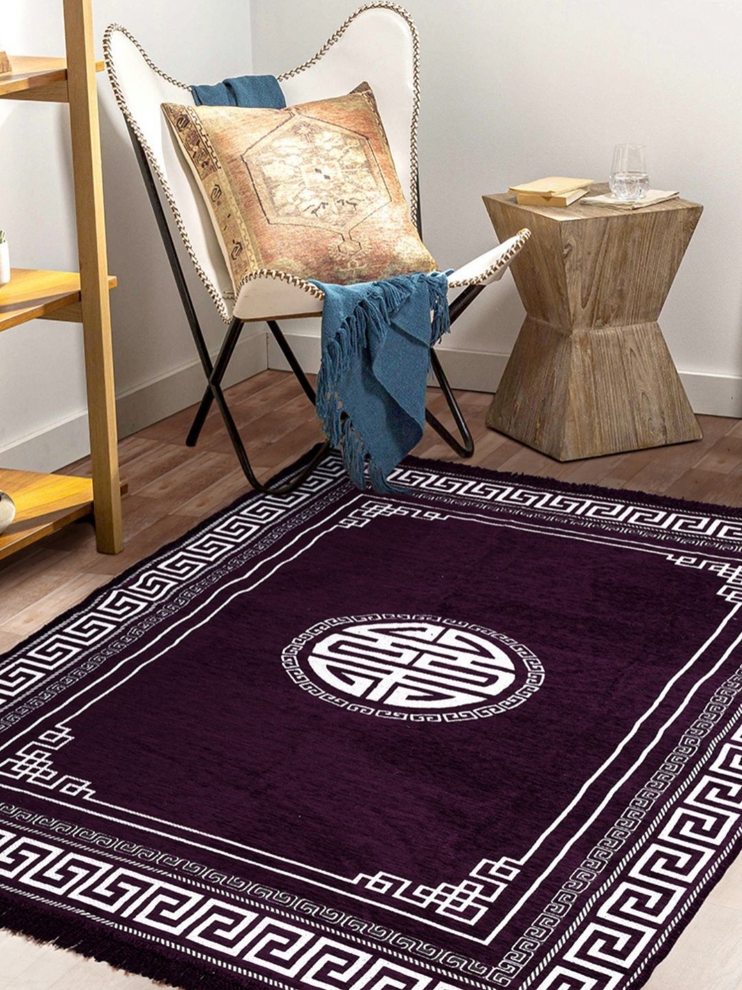 

VAS COLLECTIONS Maroon & Cream Colored Geometric Printed Velvet No Shredding Carpet