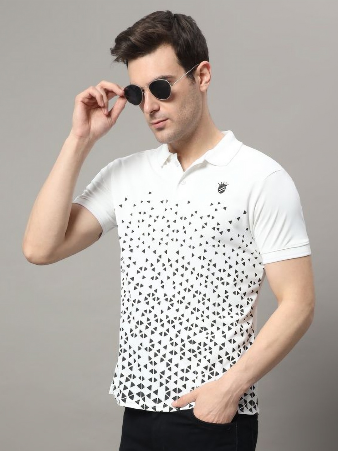 

RELANE Men Geometric Printed Polo Collar Cotton T-shirt, White