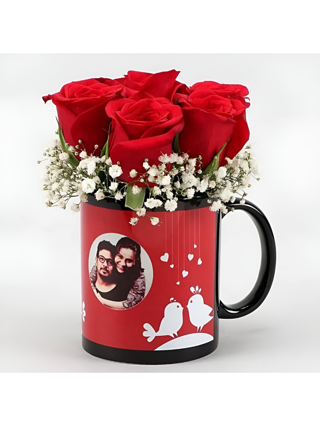 

fnp 7-Pcs Red Roses Fresh Flowers Bouquet In Mug