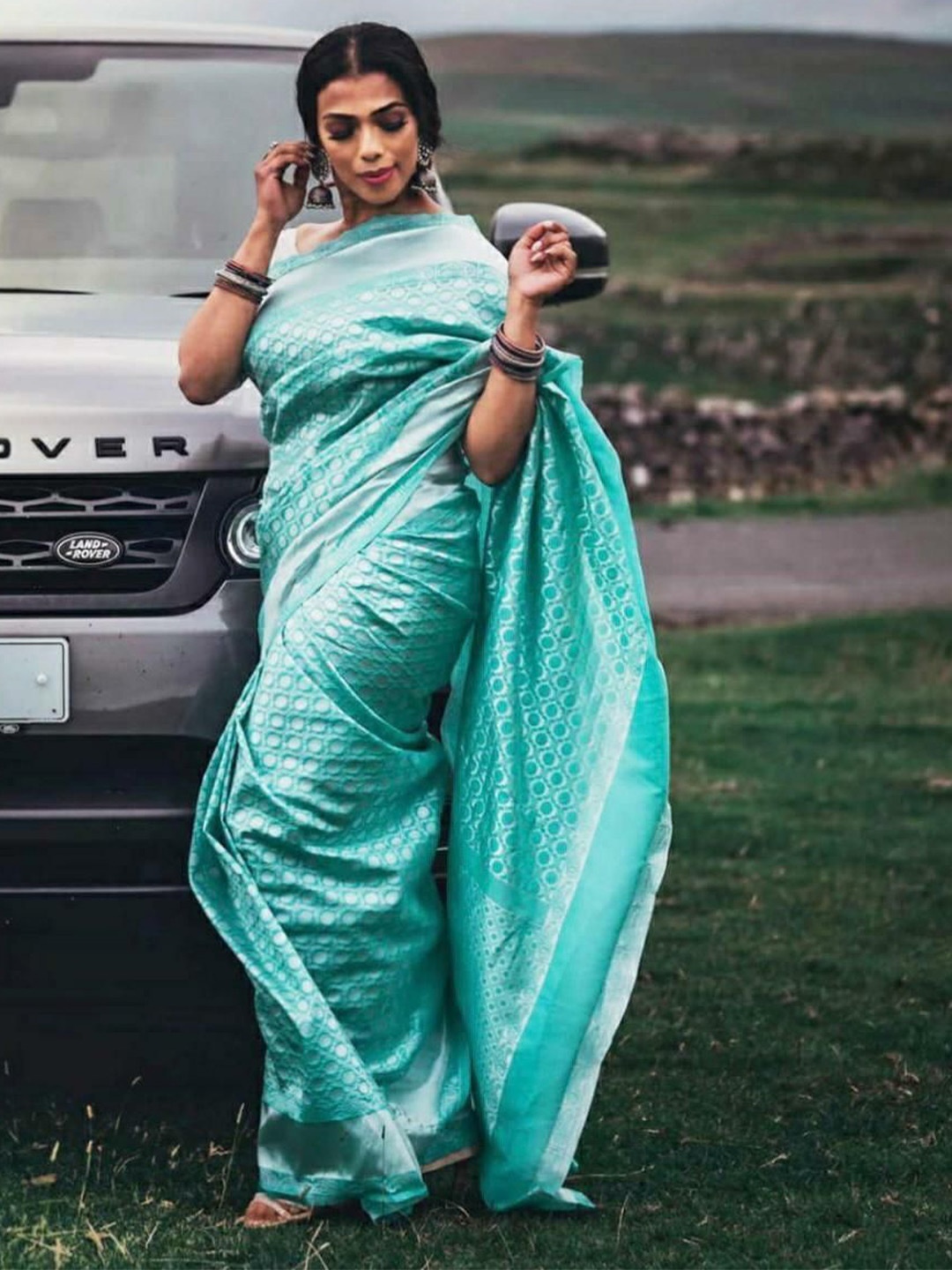 

bansari textiles Woven Design Zari Pure Cotton Kanjeevaram Saree, Blue