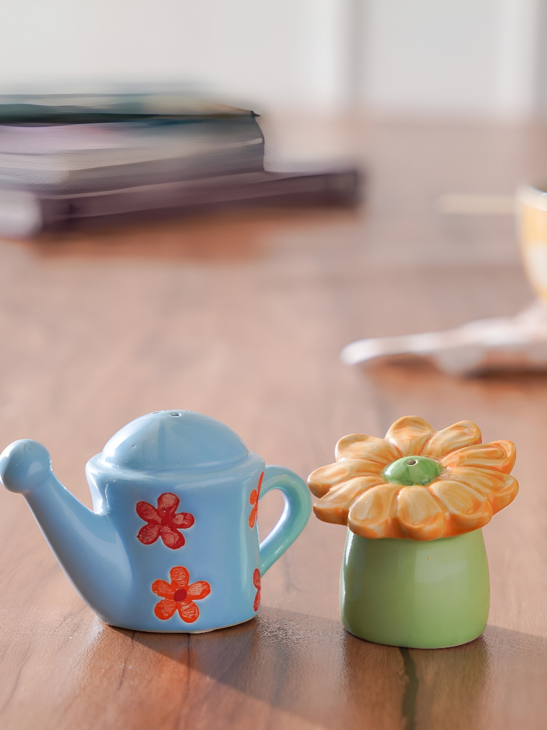 

THE INDIAN ROSE Blooms and Tales Blue & Green Ceramic Salt and Pepper Shakers