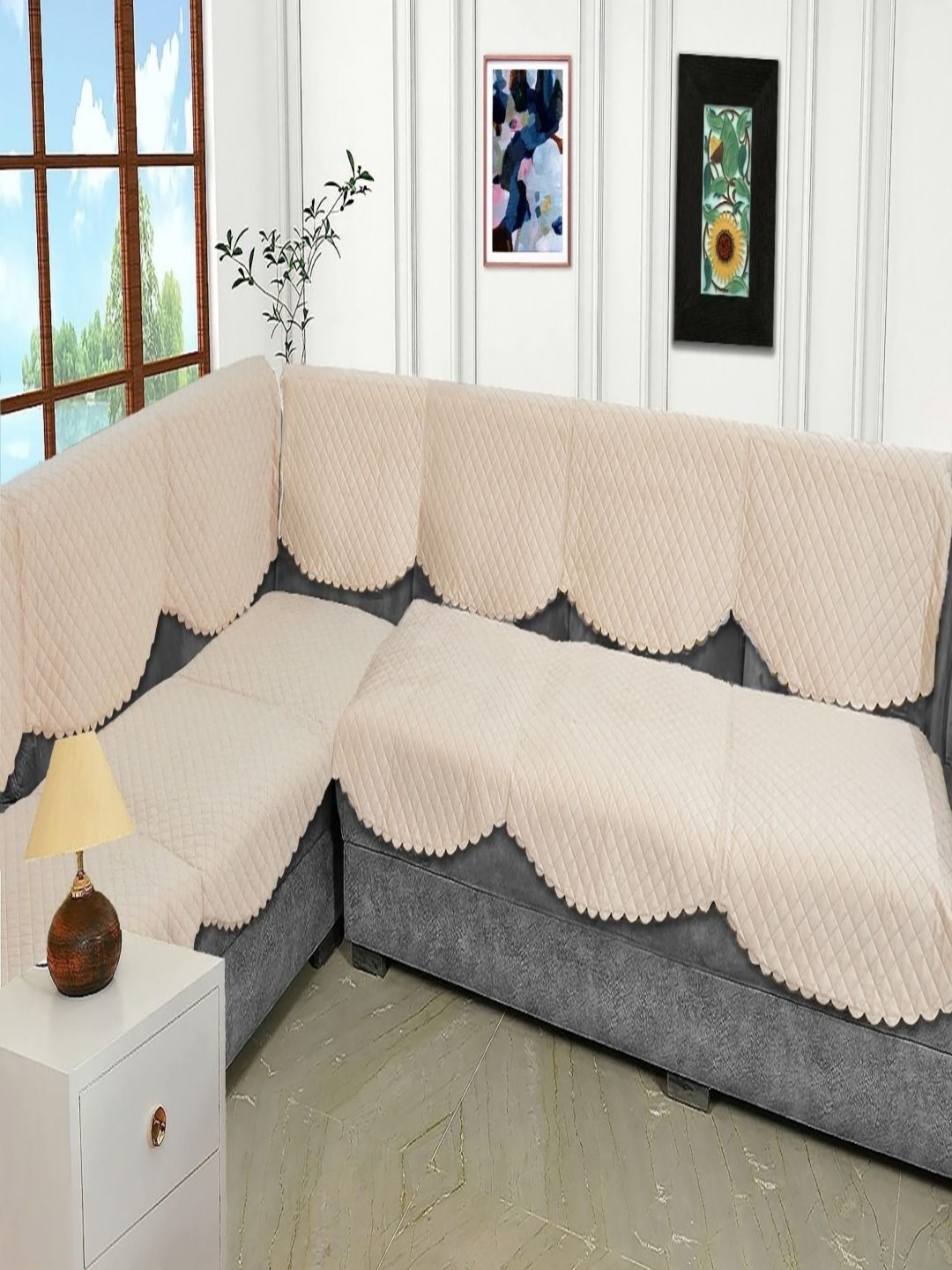 

Fashion Throw Beige Velvet Sofa Cover