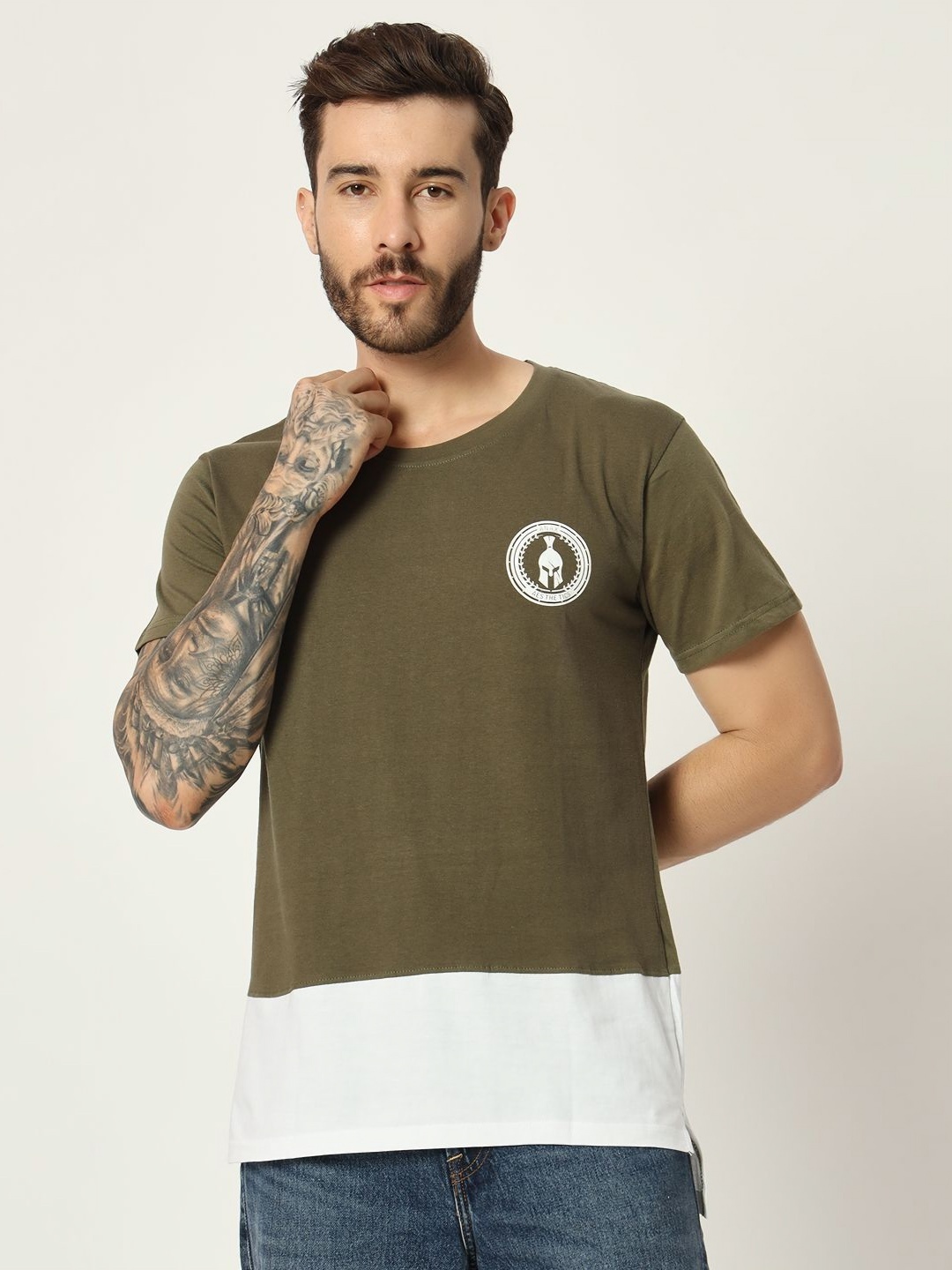 

Anax Aesthetics Men Colourblocked Round Neck Cotton T-shirt, Olive