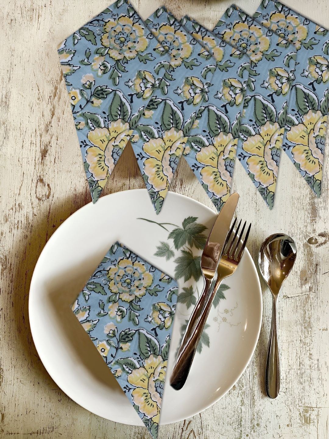 

Texstylers Yellow & Blue 6 Pieces Floral Printed Pure Cotton Table Napkins