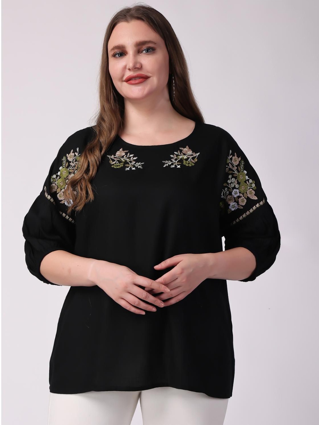 

VAAMII Women Plus Size Floral Embroidered Top, Black