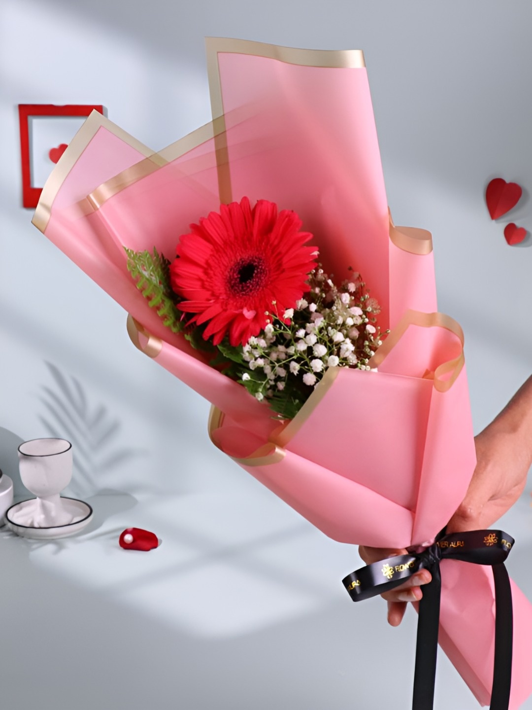 

Floweraura Pink Gerbera Fresh Flower Bouquet, Red