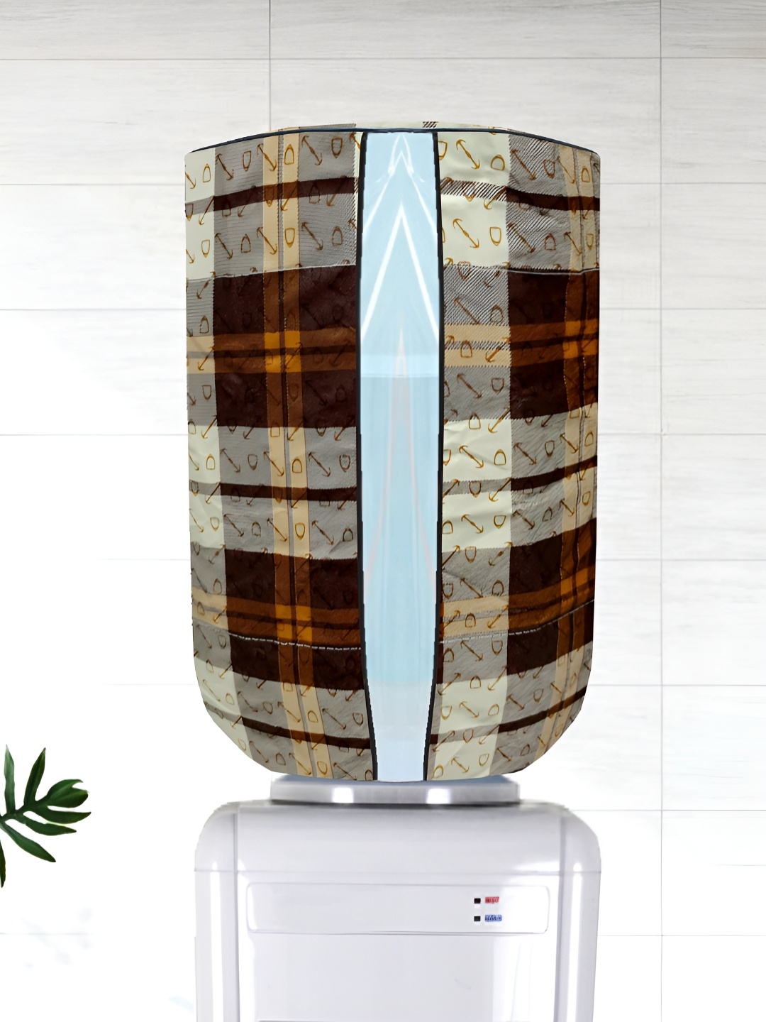 

KANUSHI INDUSTRIES Beige & Brown Printed Waterproof Water Dispenser Cover