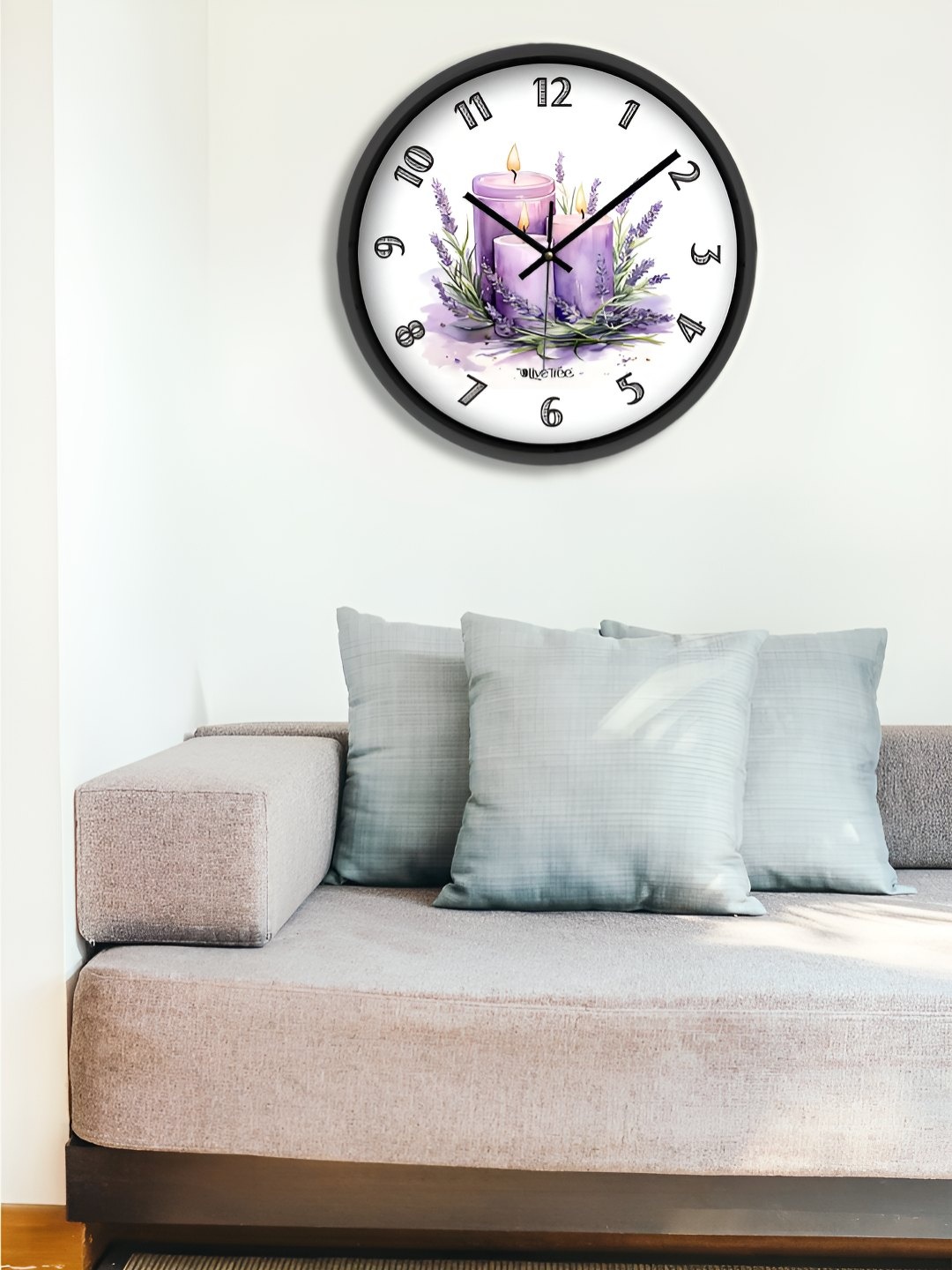 

OLIVE TREE Black & White Printed Contemporary Round Shape Analogue Wall Clock