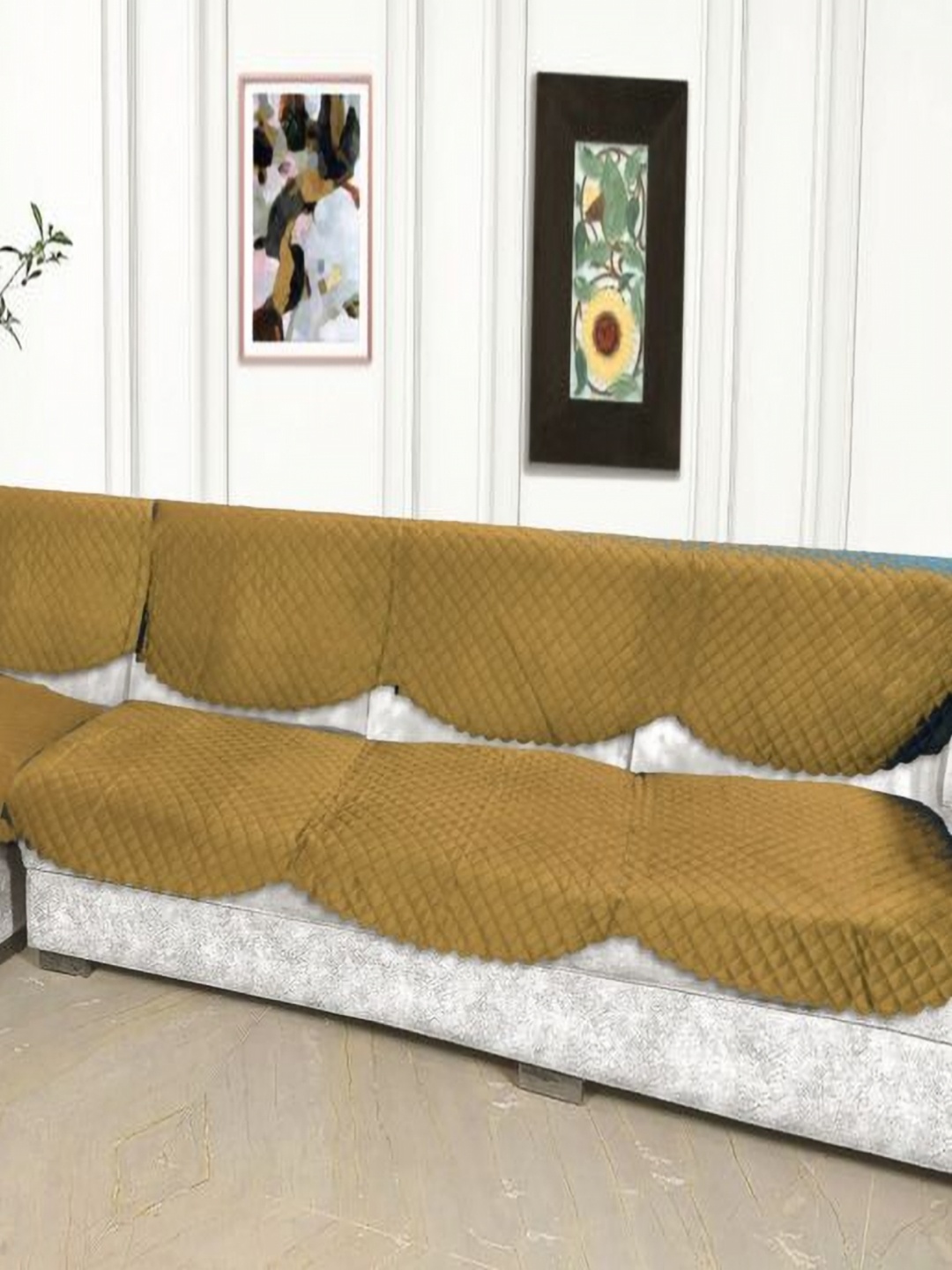 

Fashion Throw Gold-Toned 6 Pieces Velvet Sofa Cover