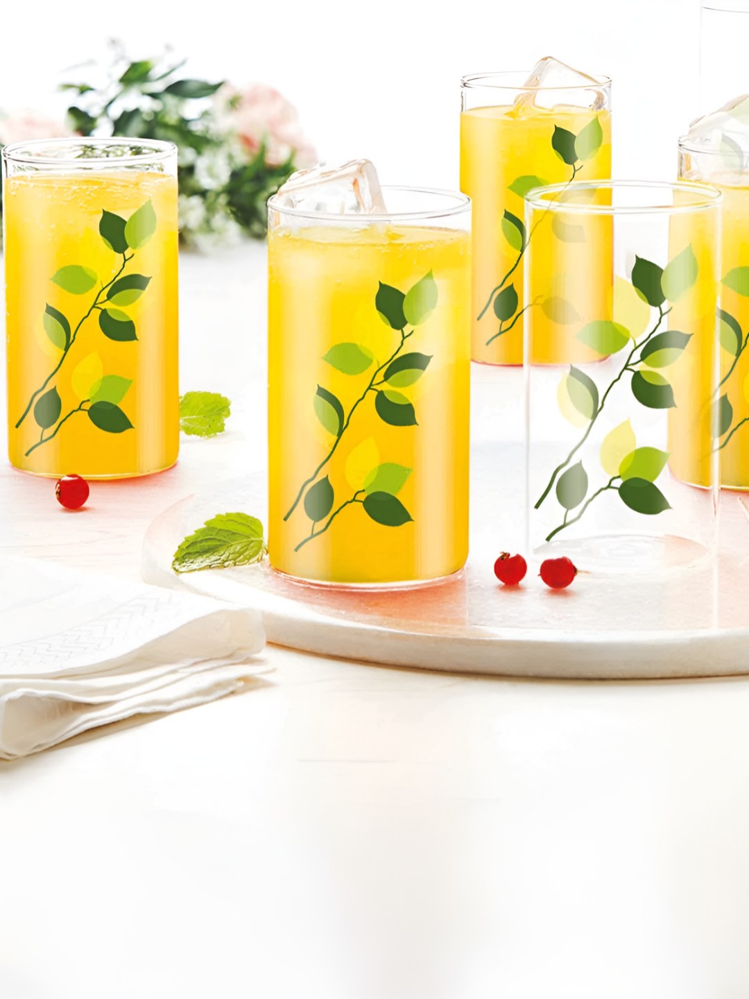 

BOROSIL Transparent & Green 6 Pieces Borosilicate Glass Tumblers 295ml Each