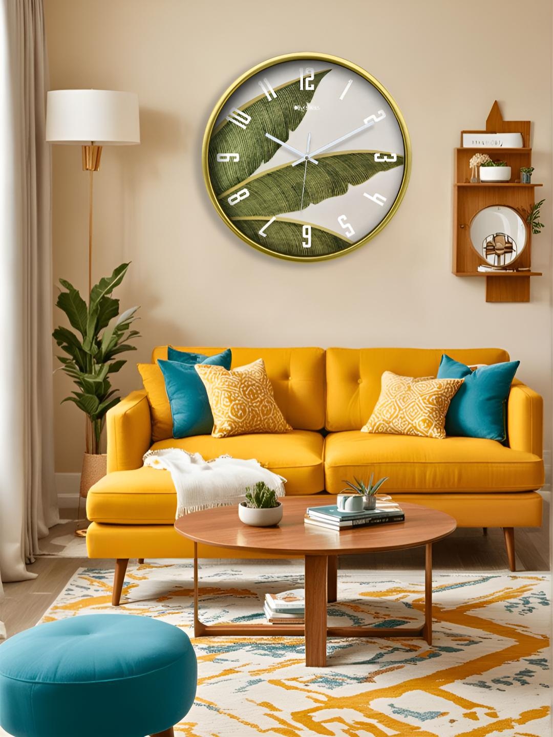 

OLIVE TREE Gold-Toned & Green Printed Contemporary Round Shape Analogue Wall Clock