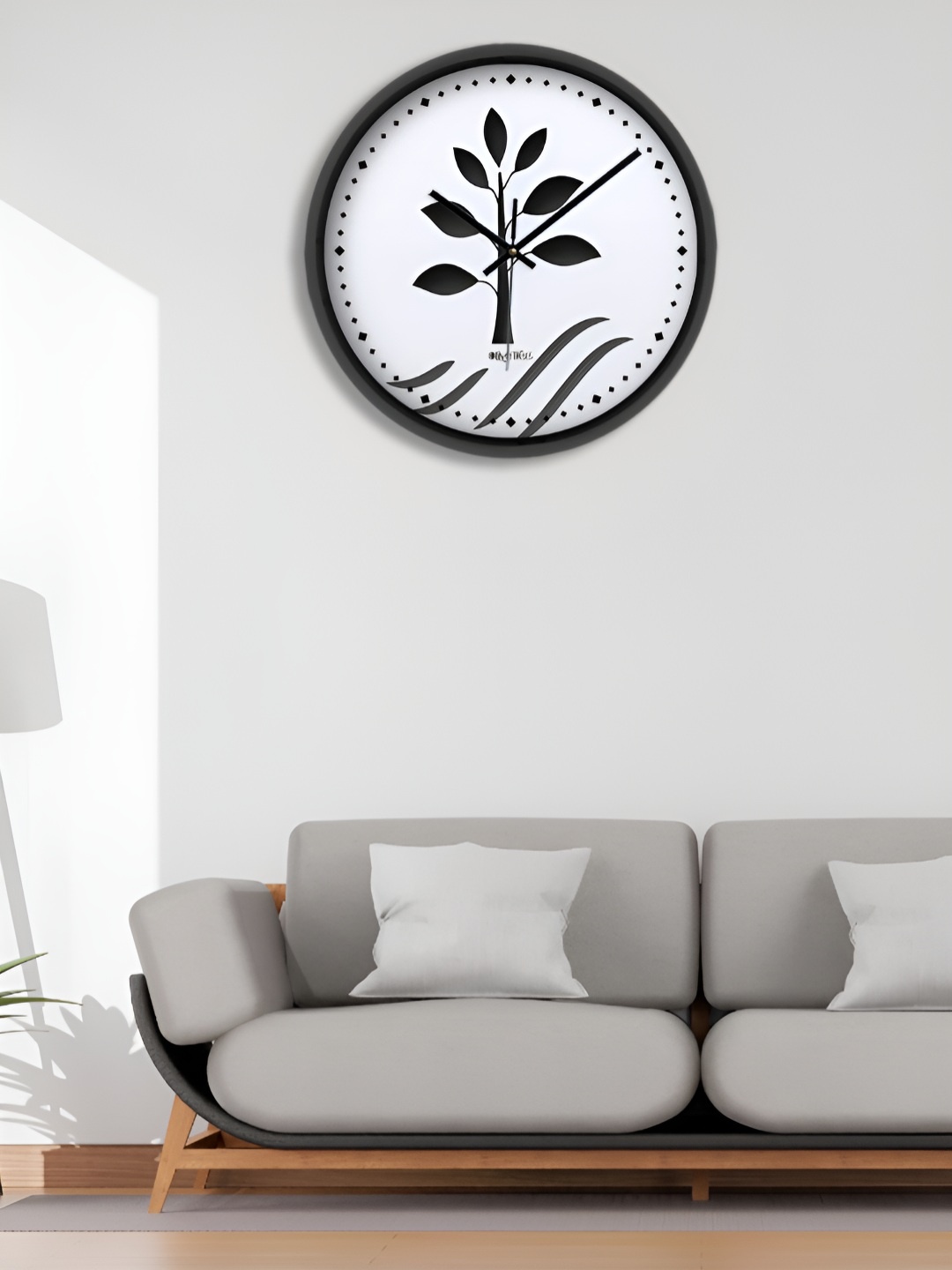 

OLIVE TREE Black & White Floral Printed Round Shaped Contemporary Wall Clock