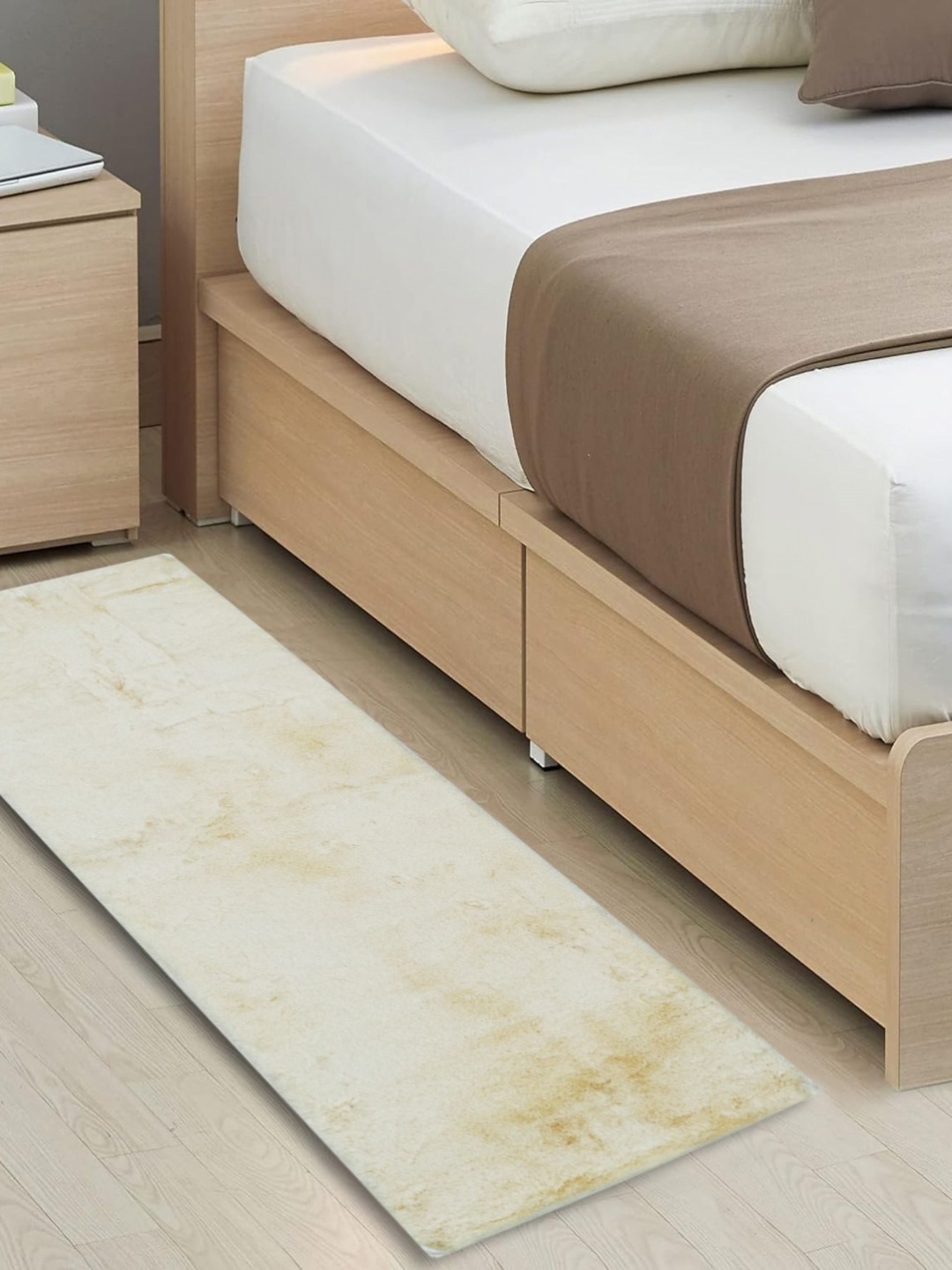 

Pano Beige Anti-Skid Microfibre Floor Runner