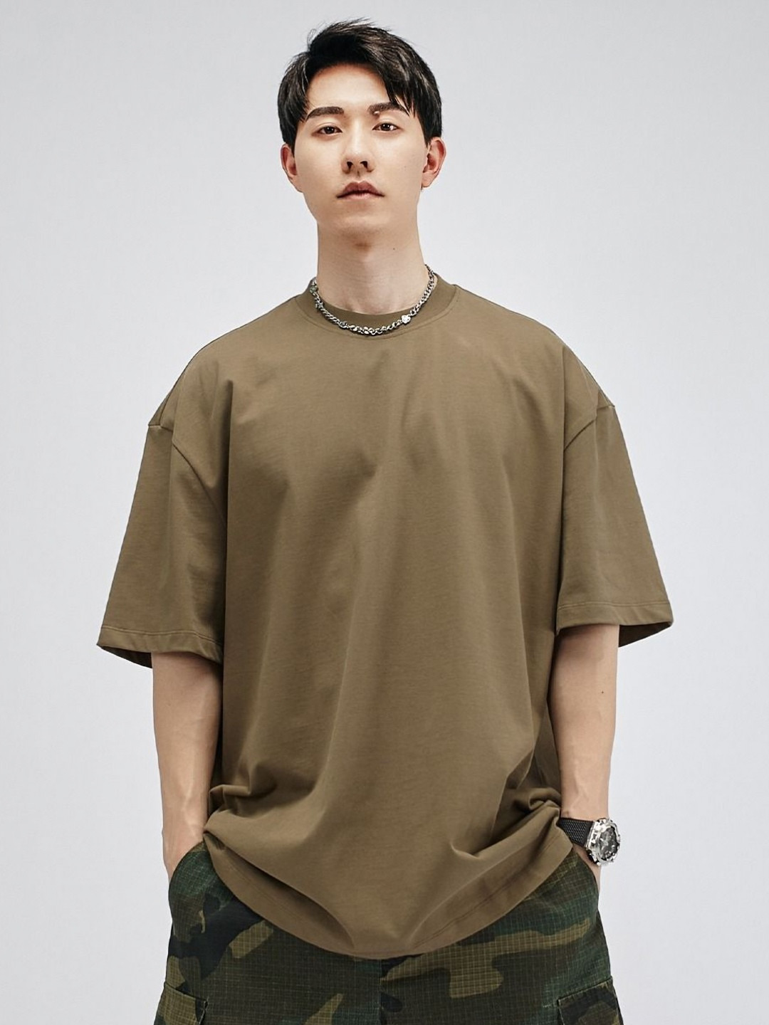 

StyleCast x Revolte Men Solid Round Neck Cotton T-shirt, Olive