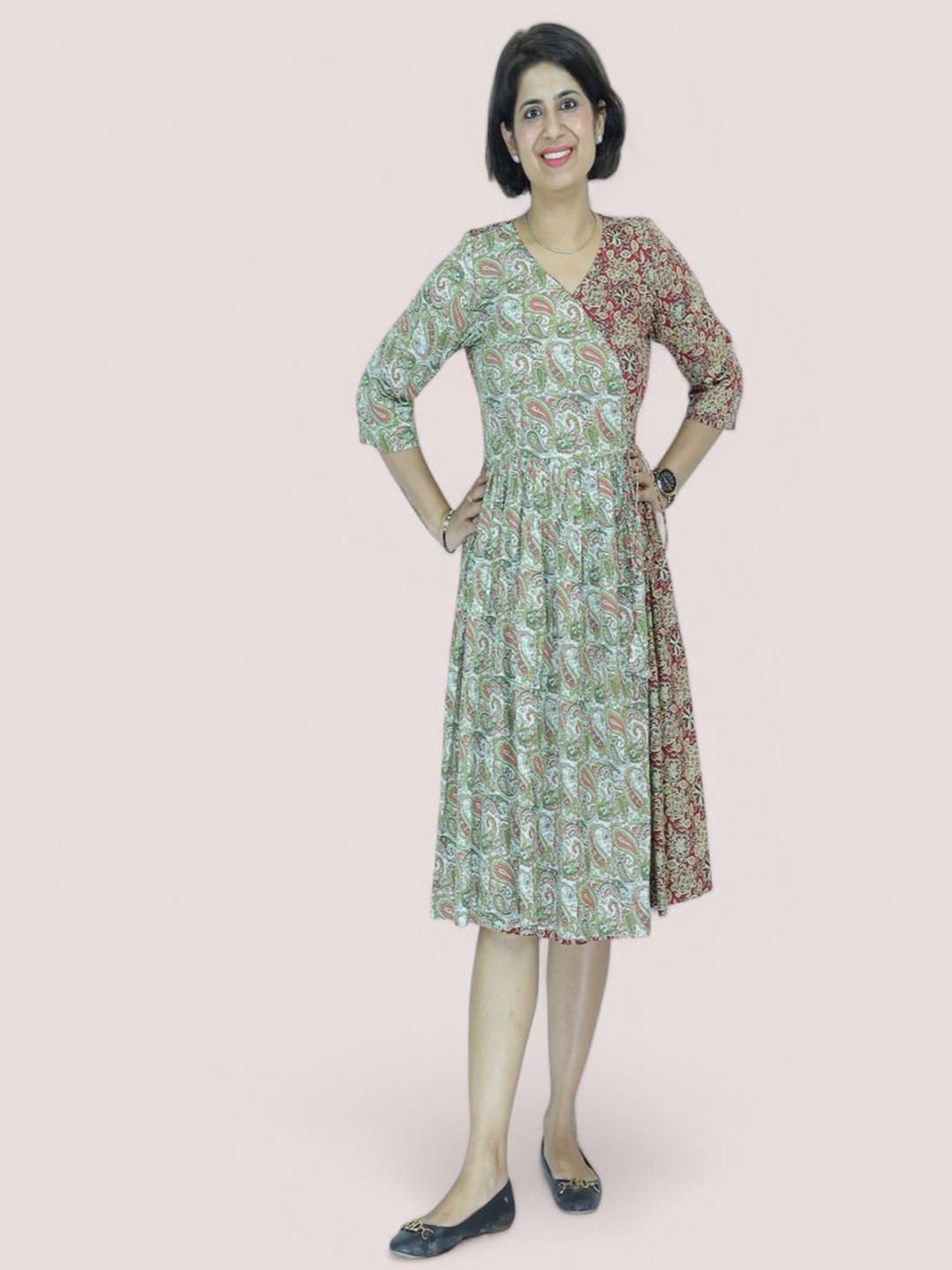 

GEETUES Women Ethnic Motifs Printed Cotton Wrap Dress, Green