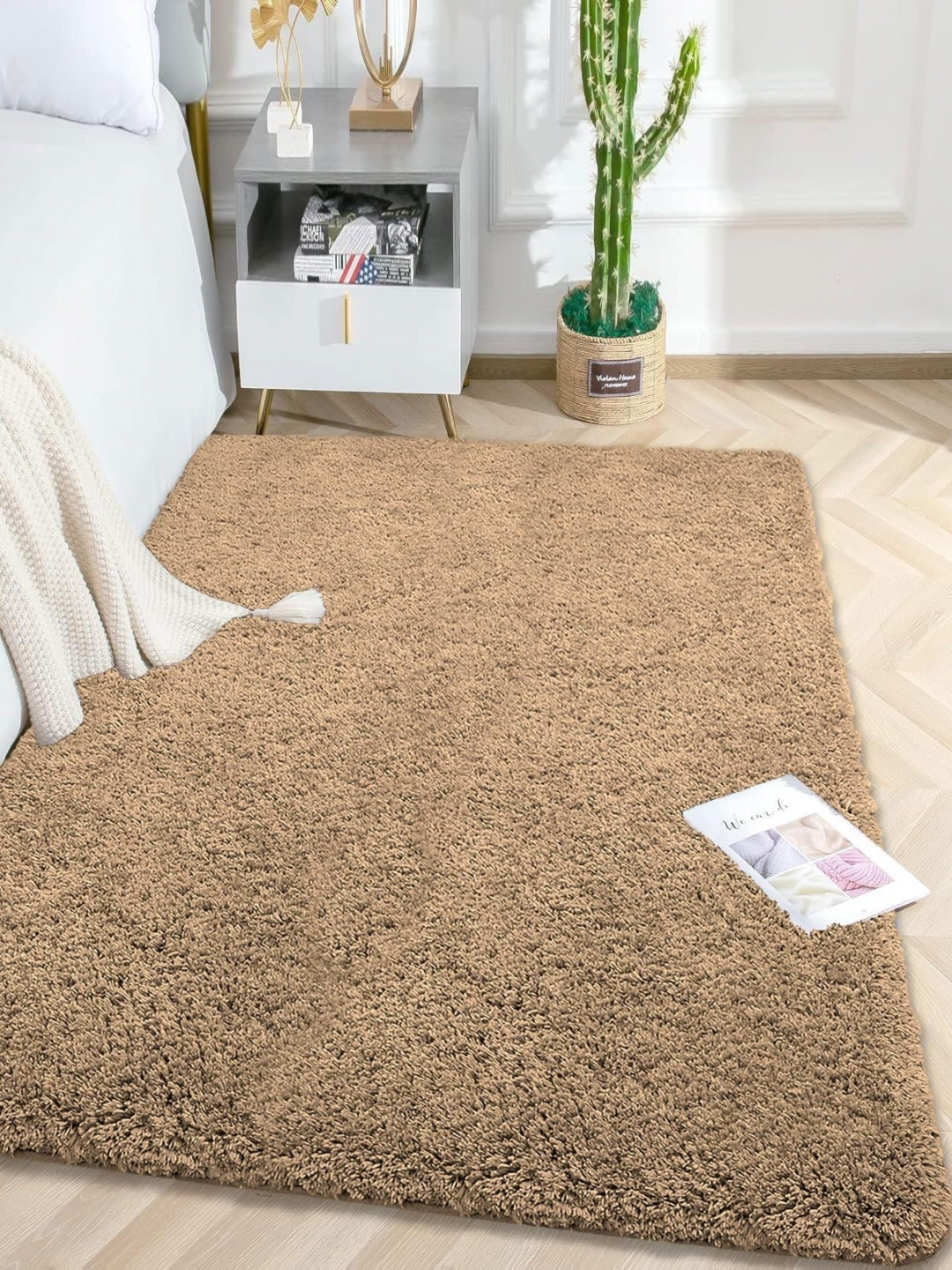 

LUXEHOME INTERNATIONAL Gold-Toned Solid Anti-Skid Other Carpet