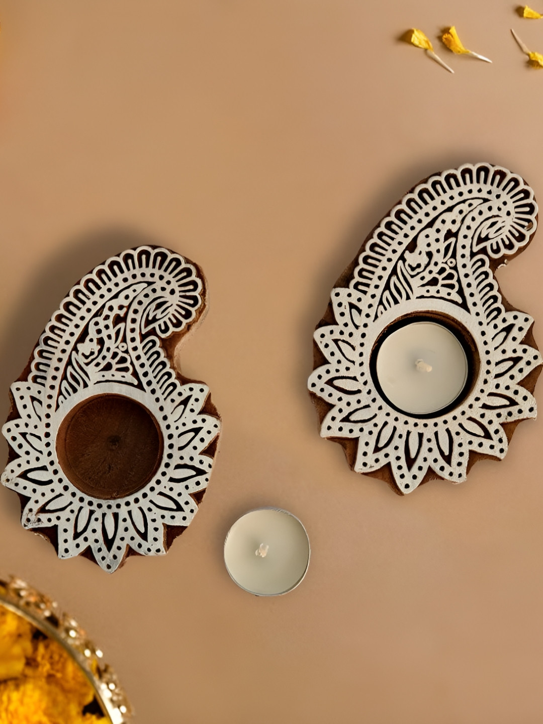 

MAATIR DESIGNS Tan & White 2 Pieces Paisley Tea Light Wooden Candle Holders