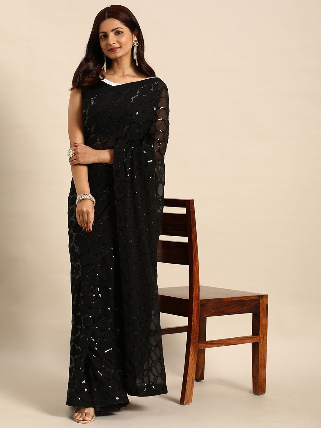 

Moda Rapido Sequinned Pure Georgette Saree, Black