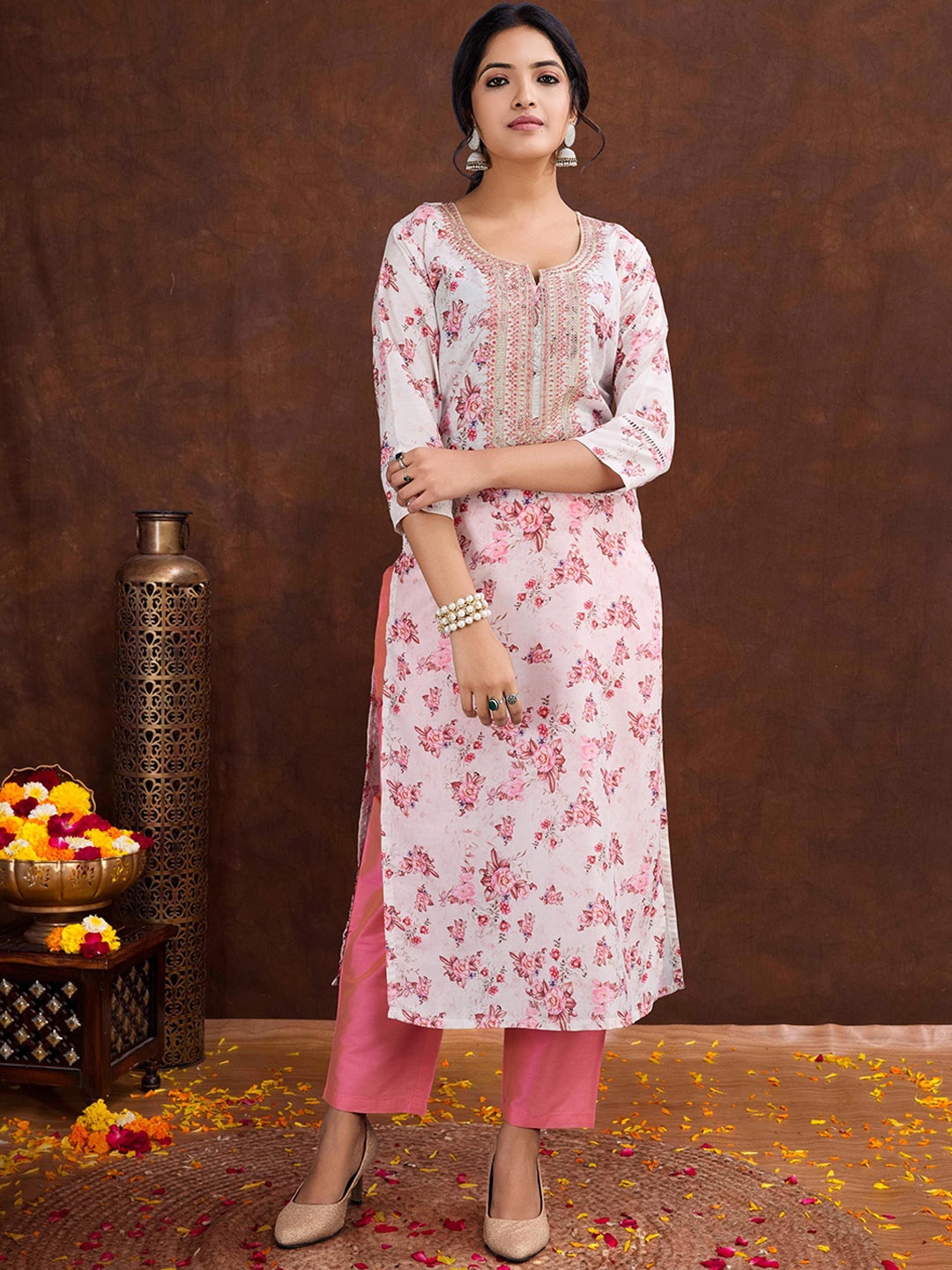 

SUAAC Floral Printed Zari Work Straight Kurta, White