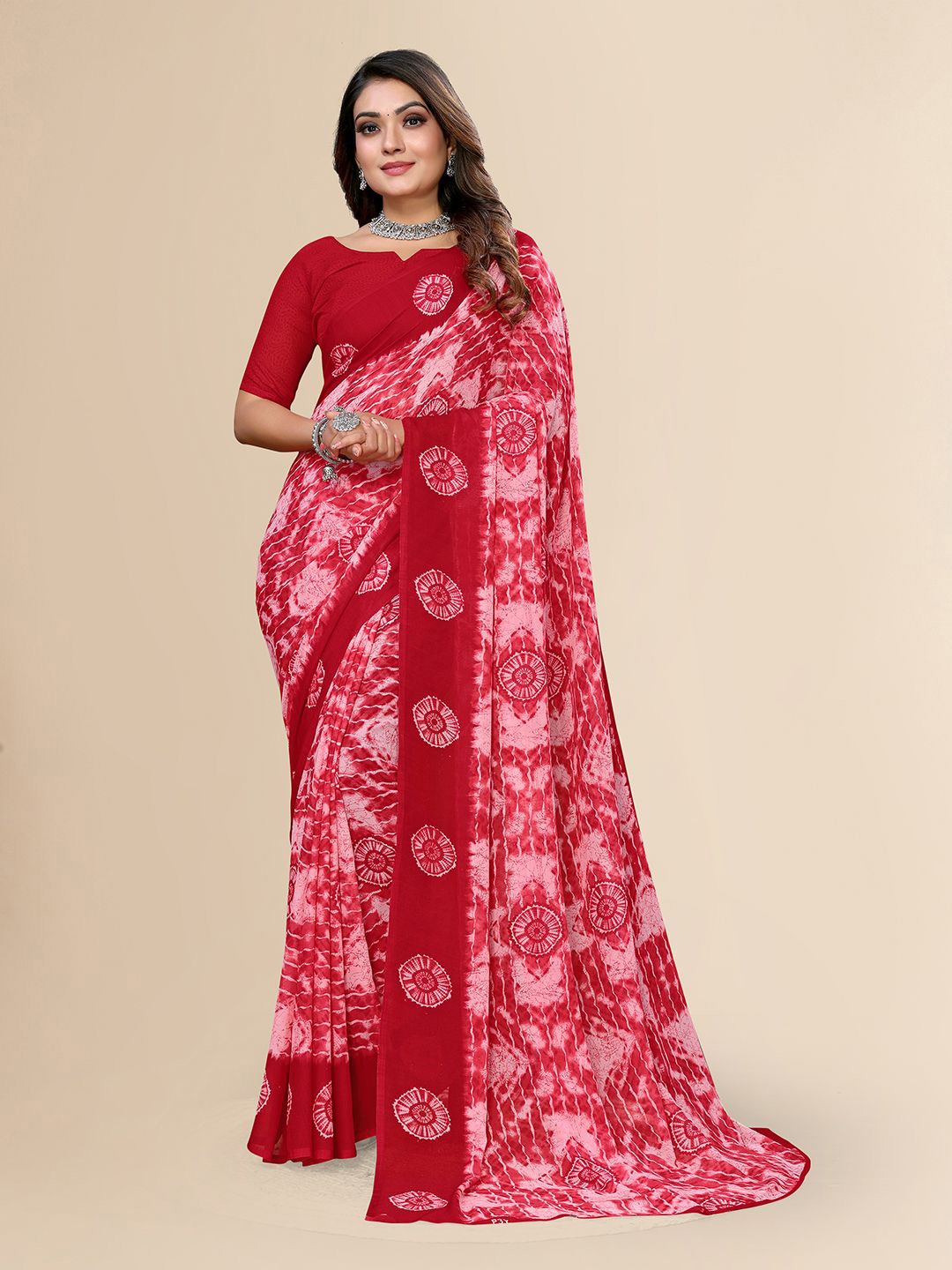 

Moda Rapido Floral Printed Saree, Red