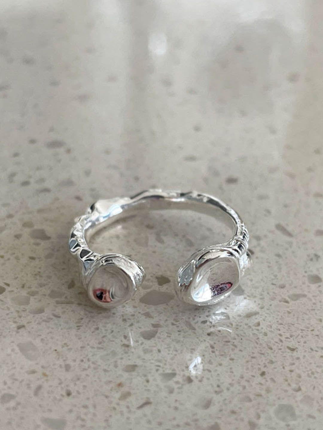 

StyleCast Silver-Toned Artificial Stone-Studded Adjustable Finger Ring