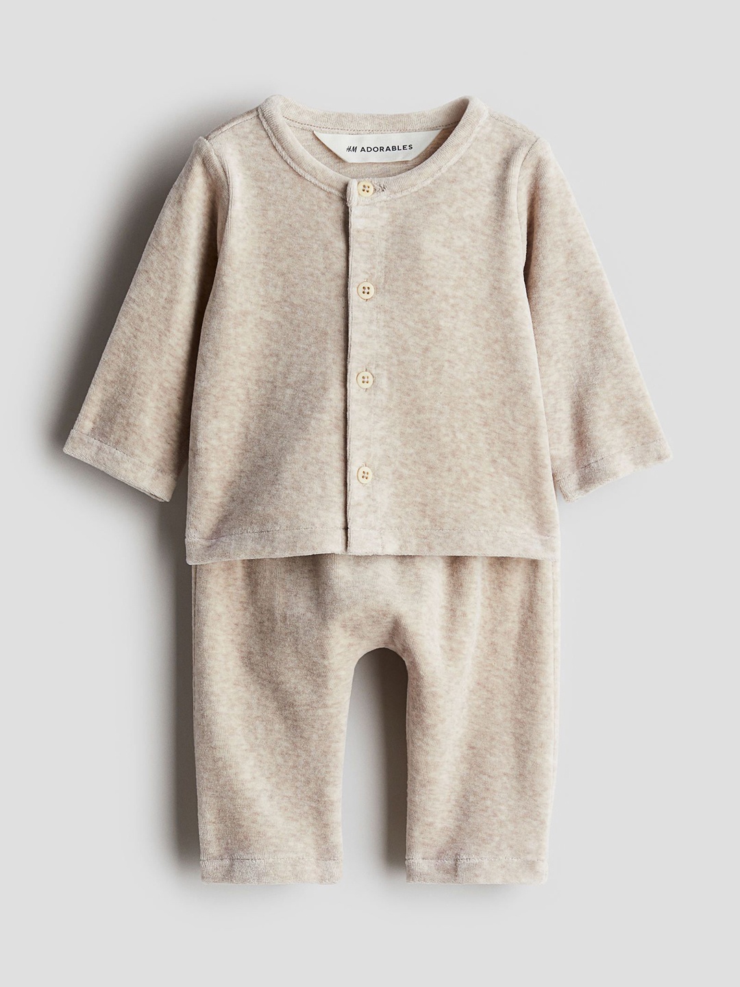 

H&M Boys 2-Piece Velour Set, Beige