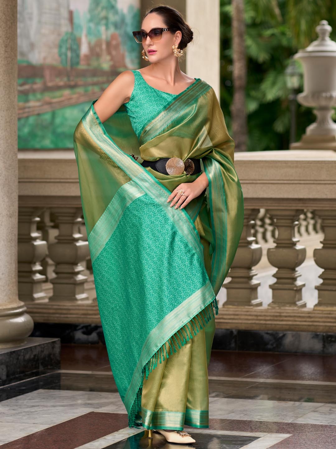 

Panzora Zari Woven Design Tissue Saree With Unstitched Blouse Piece, Green