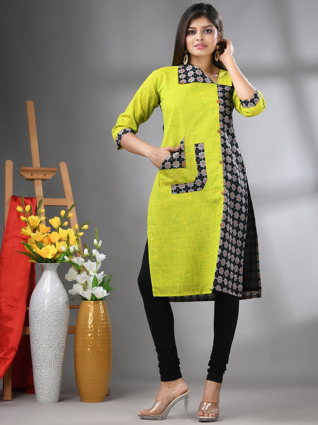 

Charukriti Women Floral Printed Thread Work Kurta, Lime green