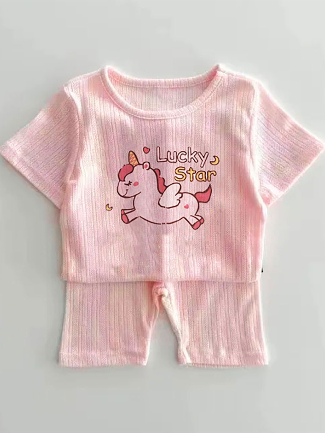 

Bold N Elegant Girls Printed Short Sleeves Bamboo Cotton T-Shirt With Shorts, Pink