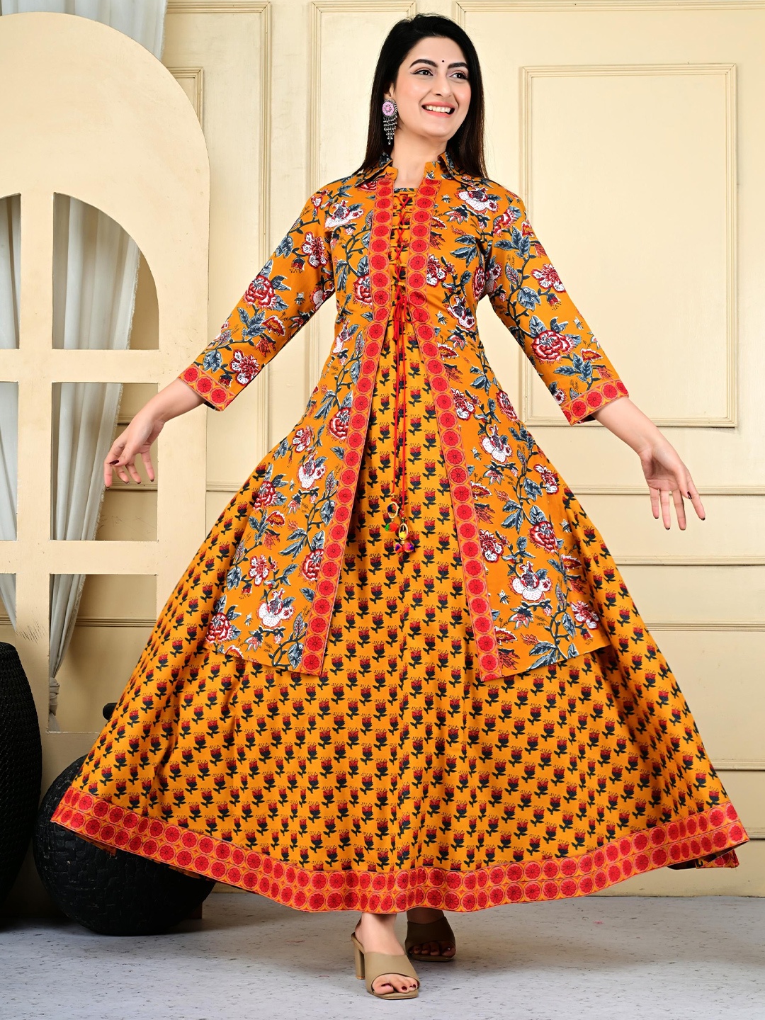

DSS FASHION Women Floral Printed Pure Cotton Panelled Anarkali Kurti, Magenta
