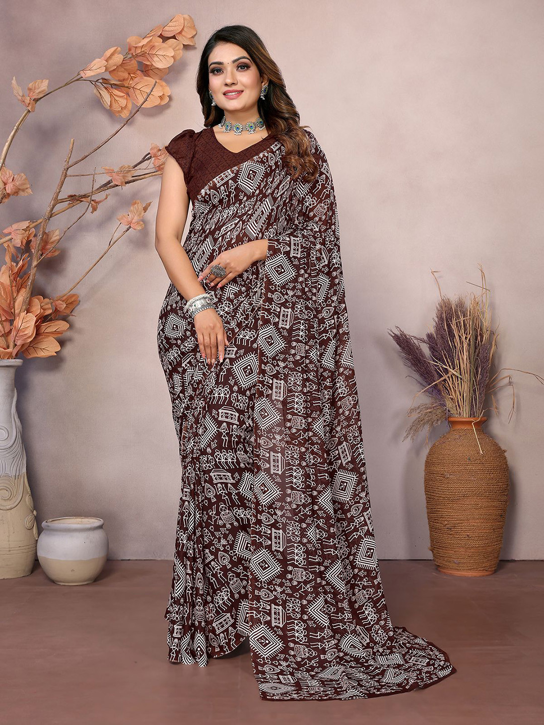 

Moda Rapido Ethnic Motifs Printed Saree, Brown