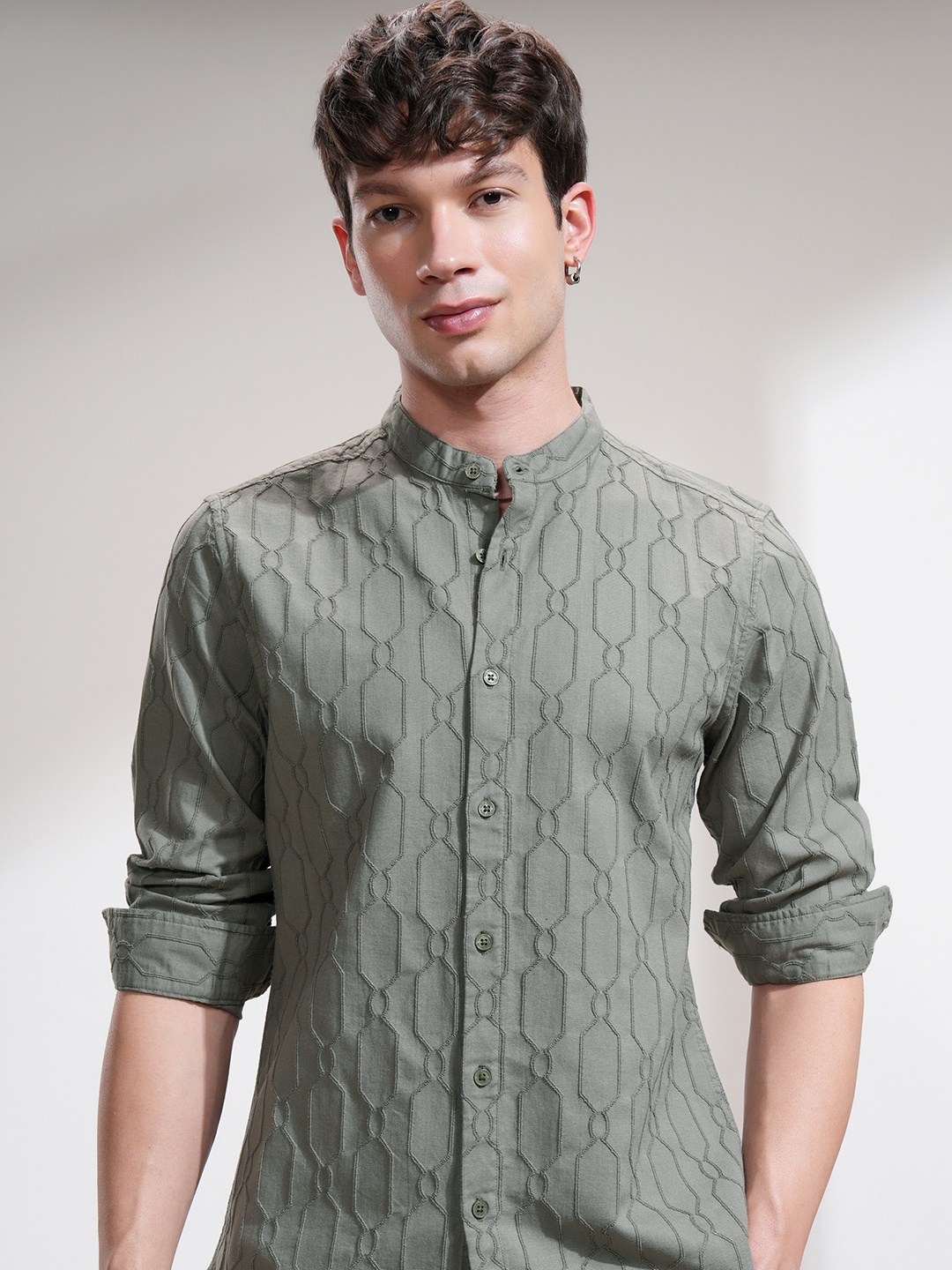 

HIGHLANDER Men Band Collar Textured Cotton Casual Shirt, Green