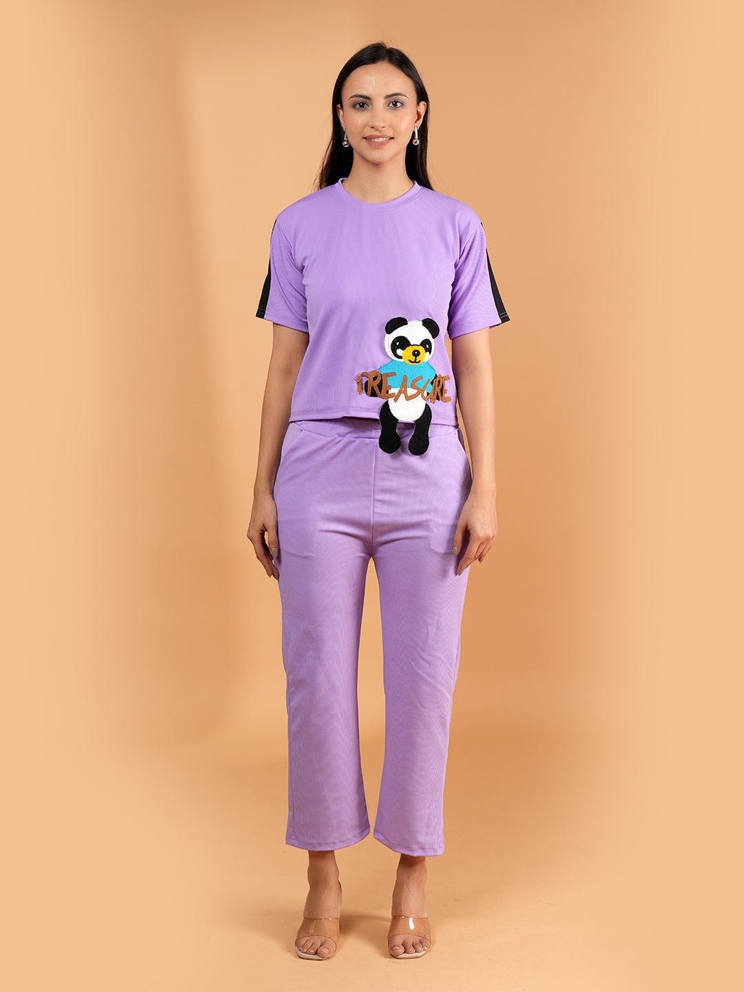 

NEYSA Animal Printed Round Neck T-Shirt With Trousers, Purple