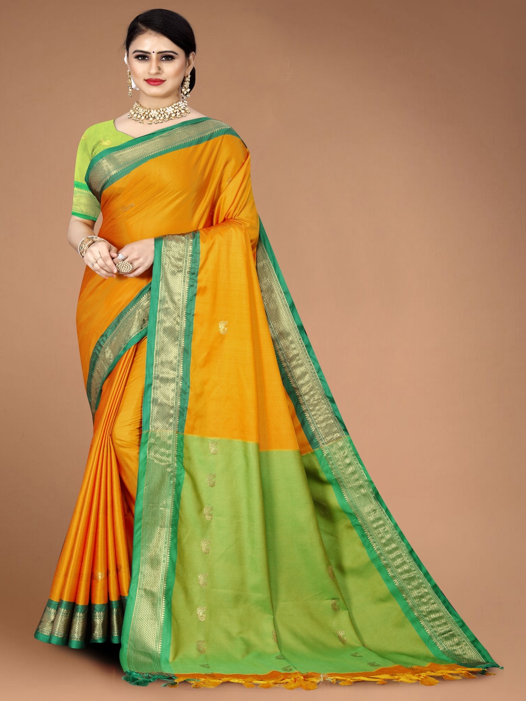 

Moda Rapido Woven Design Art Silk Paithani Saree, Green