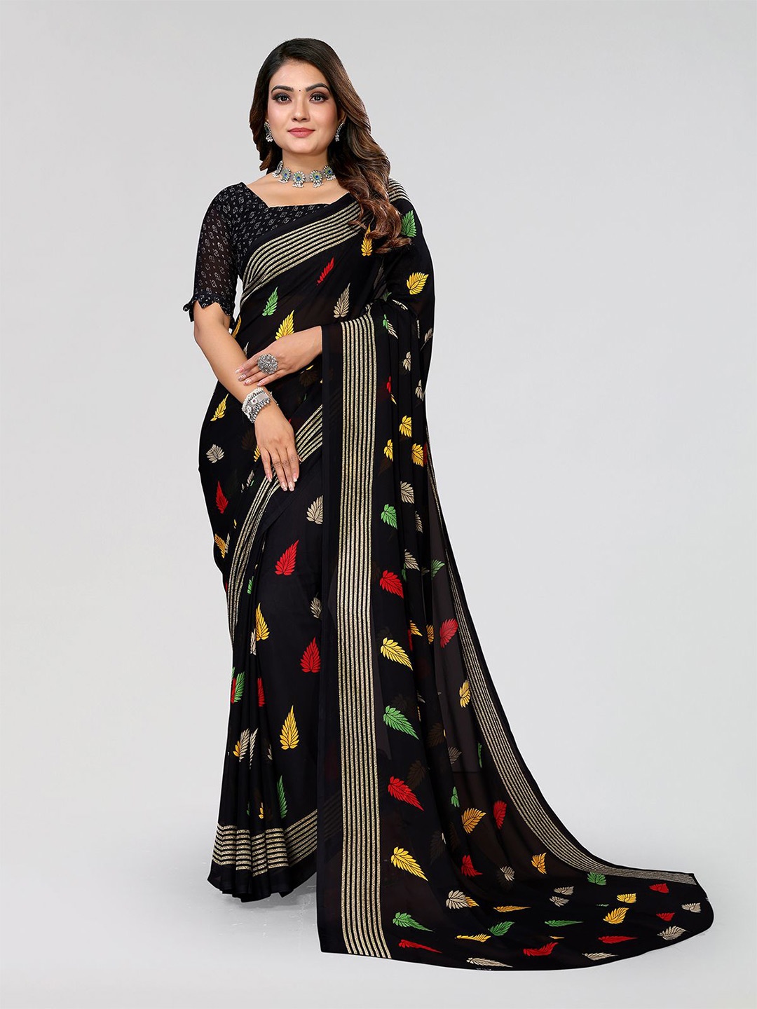 

Moda Rapido Ethnic Motifs Printed Saree, Black