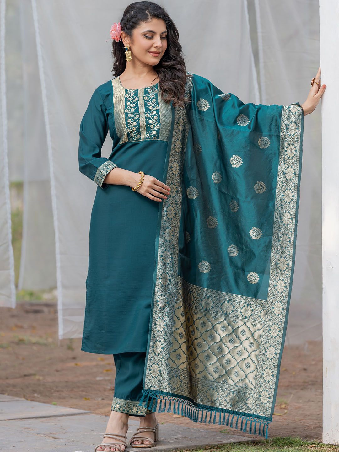 

BLACK SCISSOR Woven Design Kurta With Trousers And Dupatta, Turquoise blue