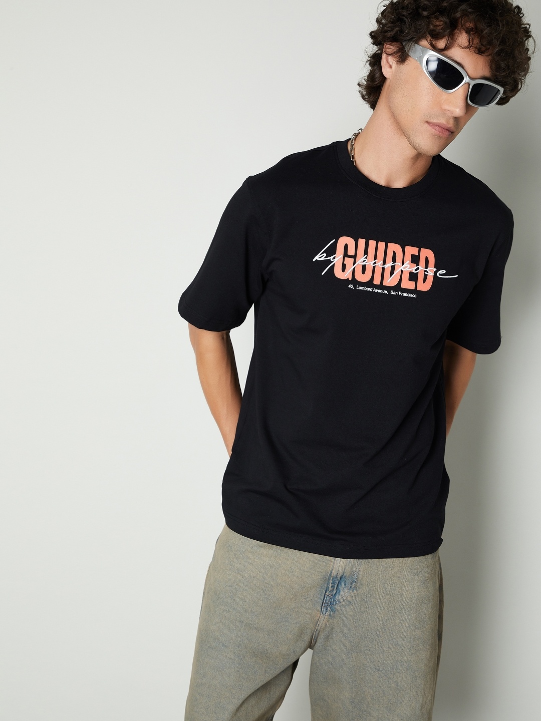 

max Men Typography Printed Round Neck Cotton T-shirt, Black