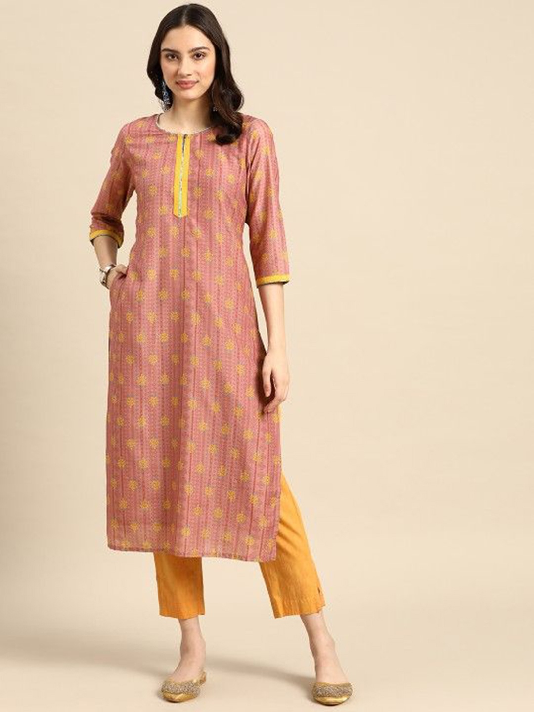 

Suha Floral Printed Keyhole Neck Straight Kurta, Mauve